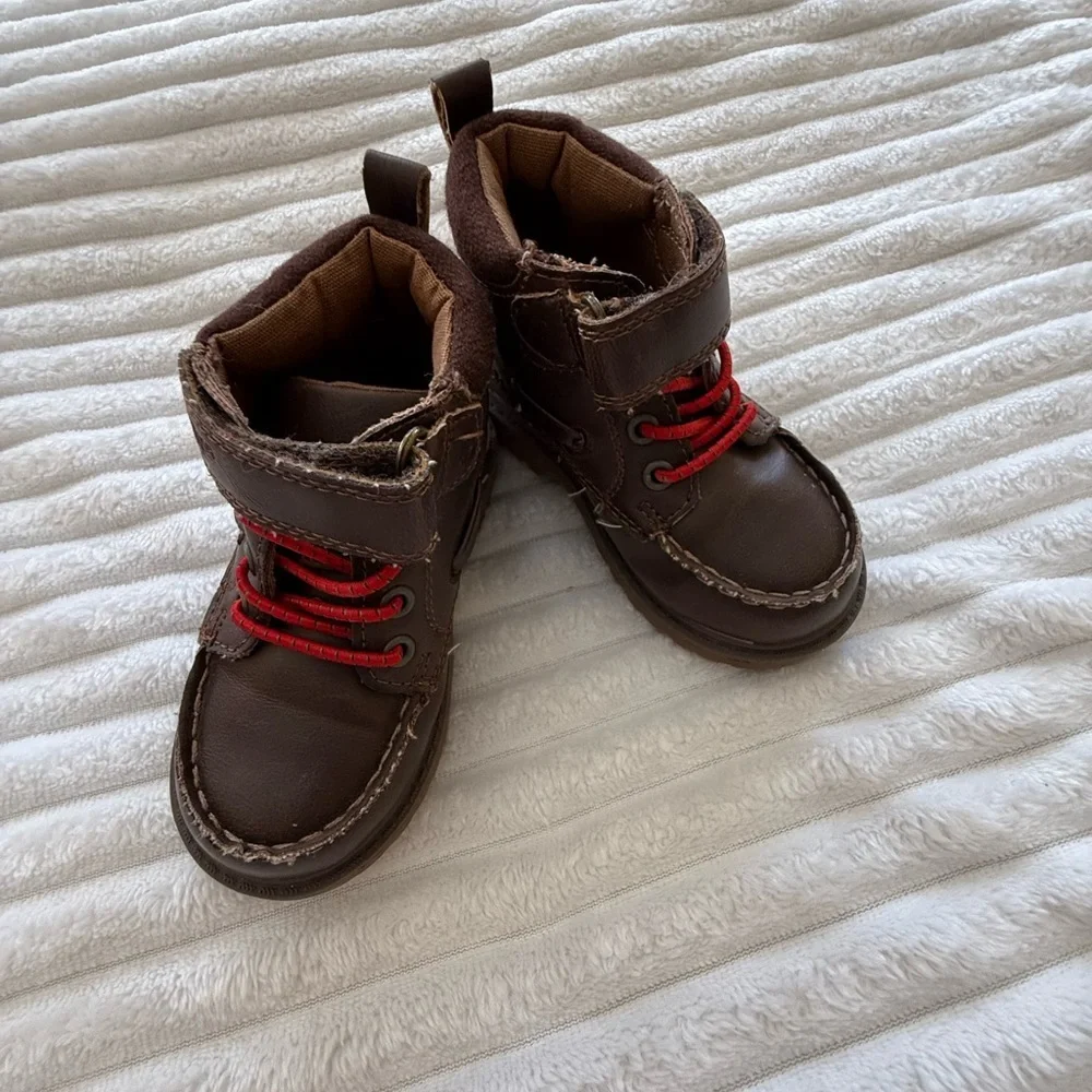 OshKosh B'gosh Brown Boots with Red Accents